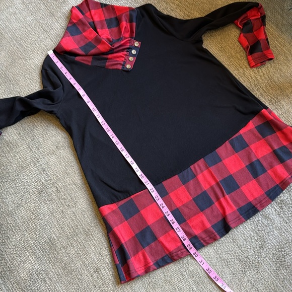 MIUSEY BLACK & RED BUFFALO CHECK TOP w/COWL NECKLINE - Picture 4 of 10